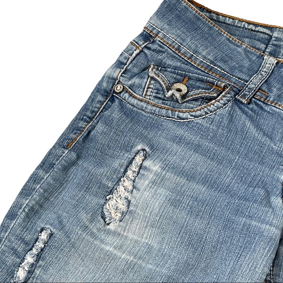 Rewind size 3 capri jeans rolled cuffs, button flap pockets, some distressing - Picture 2 of 14